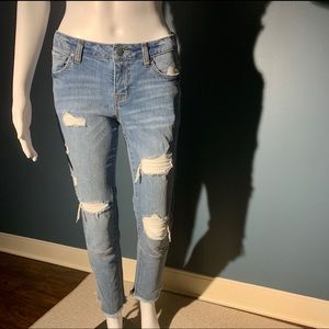 Blue jean  👖 with Distress